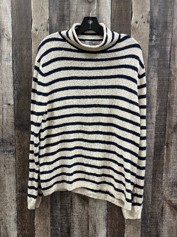 Women's V-Shaped Collar SweatersSweater By J. Crew In Striped Pattern, Size: Xl