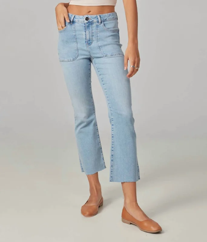 Women's Jodhpurs with Capri LengthBillie High Rise Bootcut Jeans In True Denim