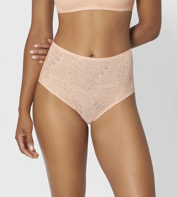 plus-size seamless panties with a full-coverage design and tummy controlFit Smart Maxi EX 10202477 3422 LIGHT BROWN