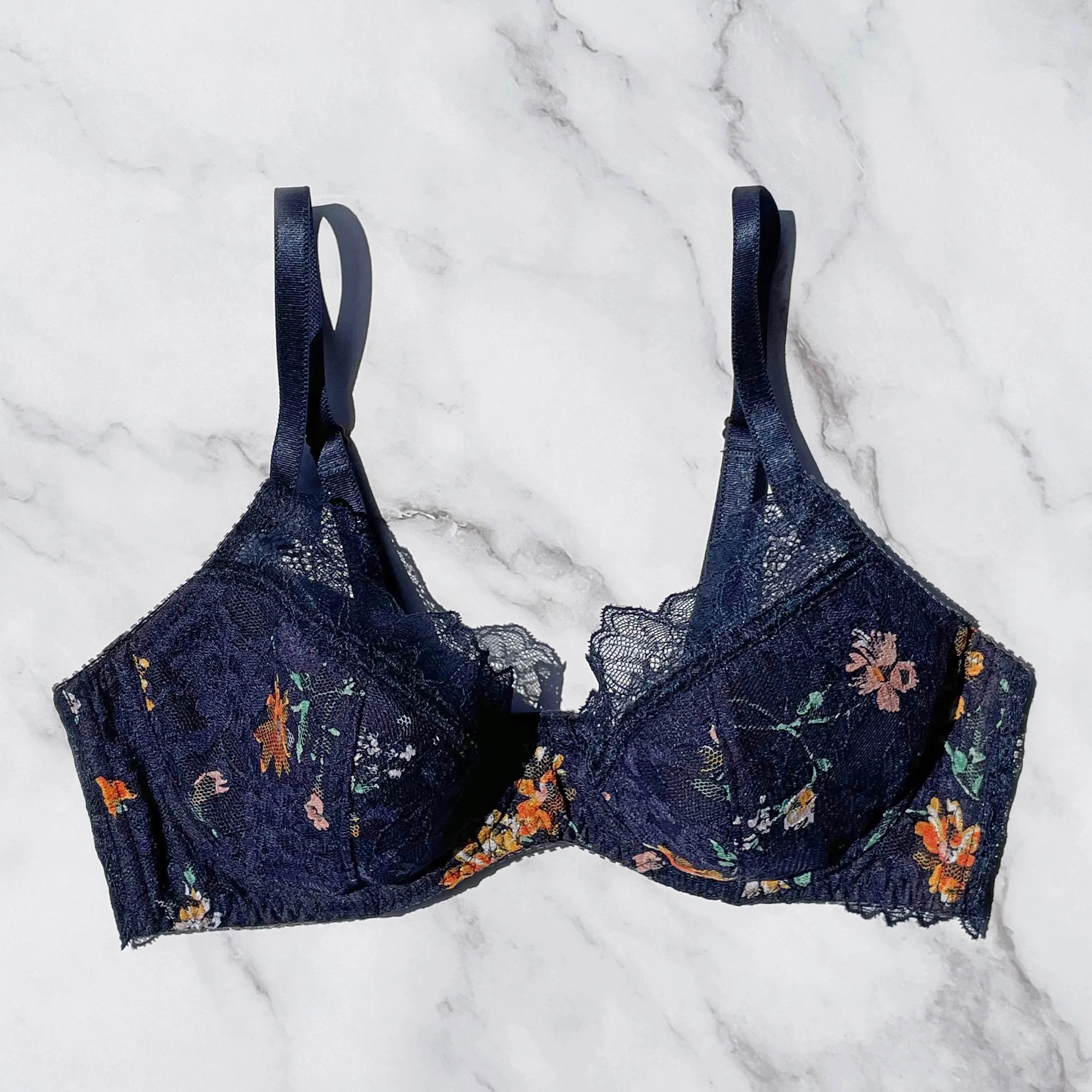 convertible bra with adjustable strapsNight Garden Underwire Bra｜Navy