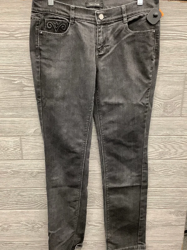 Women's Jodhpurs with Tapered LegJeans Skinny By White House Black Market  Size: 6